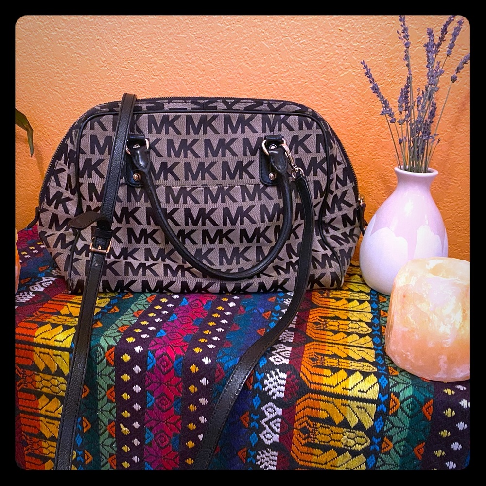 Michael Kors Cross-body purse